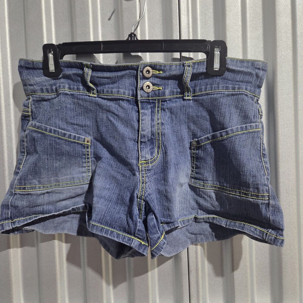 Y2K Lazer Jeans Low Rise Denim Shorts Size 11